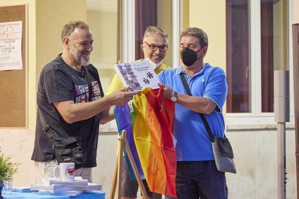 foto presentazione libro 50° Gruppi Spontanei