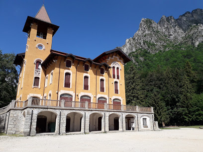 PRESENTAZIONE CASA ALPINA